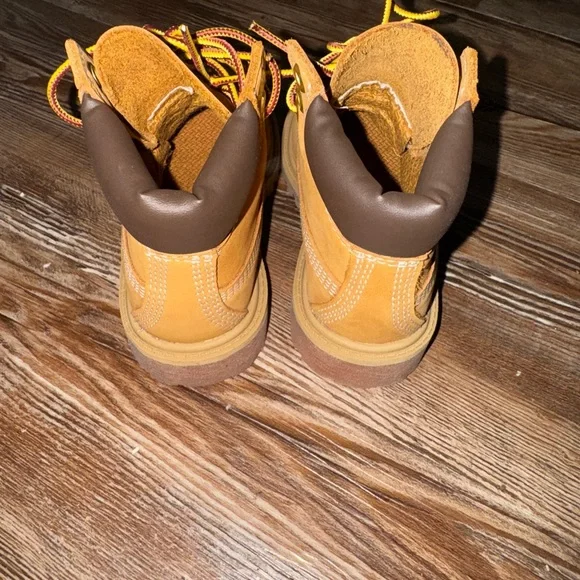 Toddler Timberland Boots - Picture 5 of 5